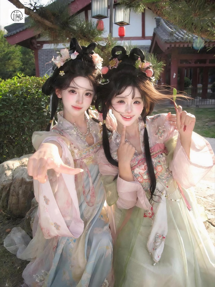 花间月摄影作品 · 闺蜜照