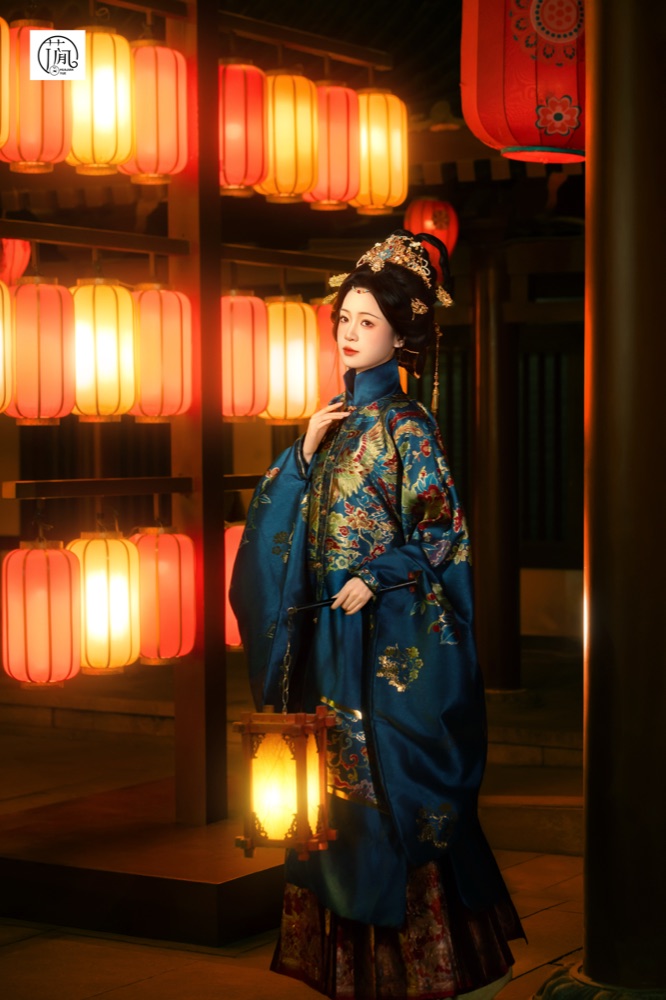 花间月摄影作品 · 明制