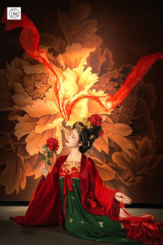 花间月 · 博物馆