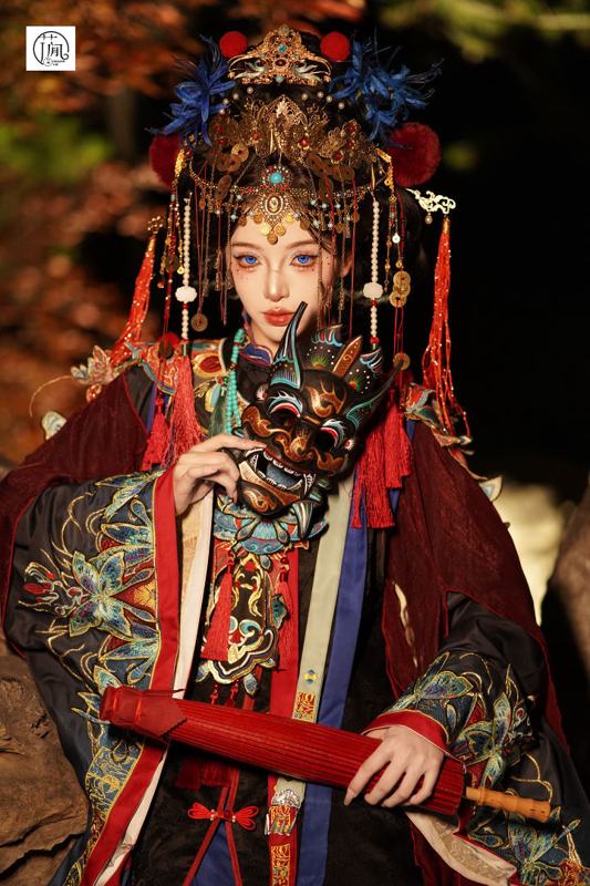 花间月 · 大祭司