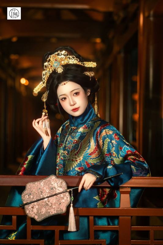 花间月 · 明制