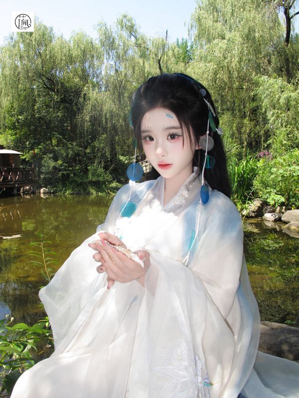 花间月 · 慈恩寺