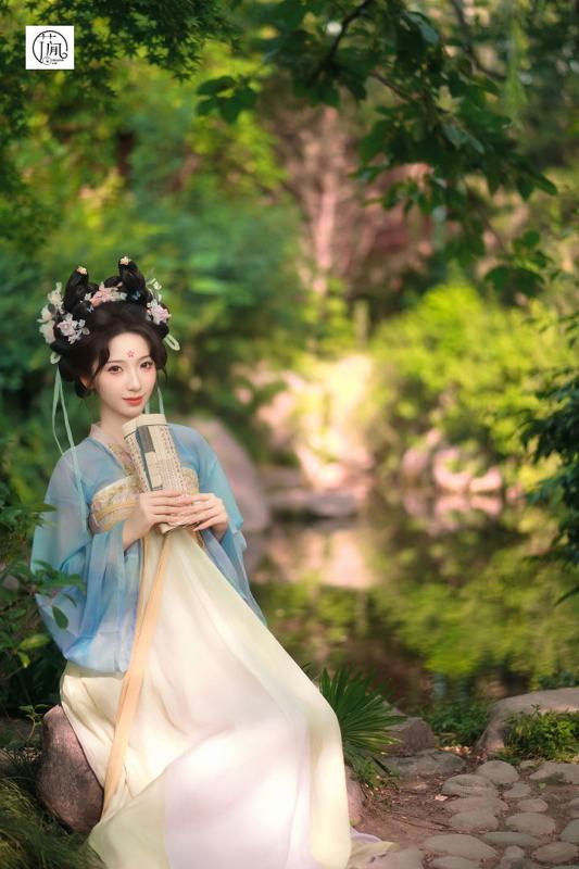 花间月 · 闺蜜照