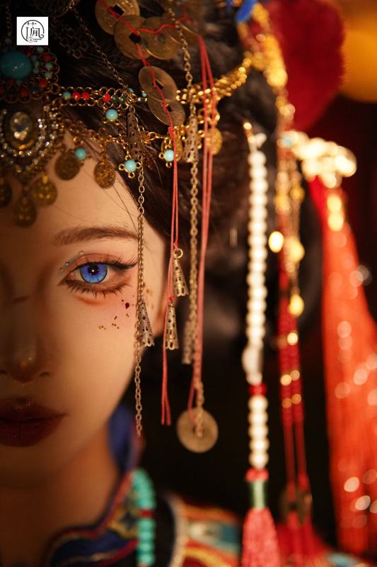花间月 · 大祭司