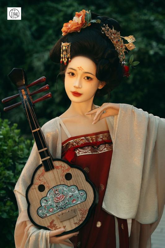 花间月 · 复原