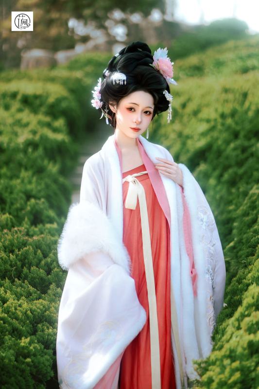 花间月 · 冬季客片