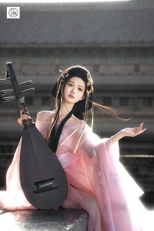 花间月 · 城墙