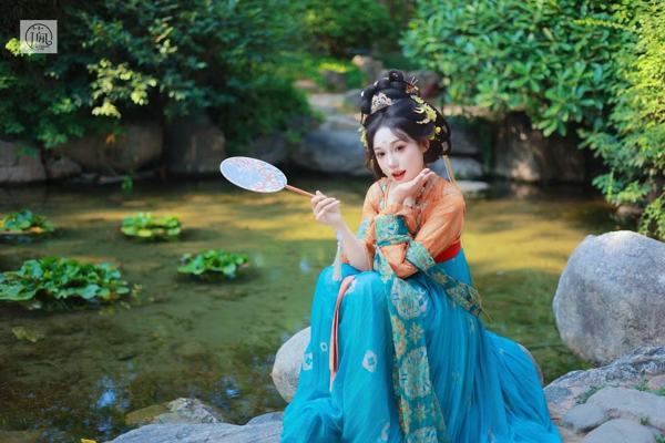 花间月 · 小唐风